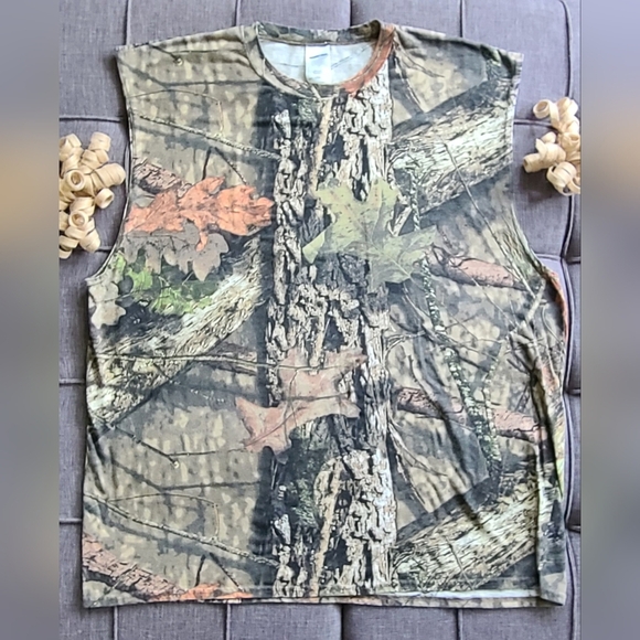 Mossy Oak sleeveless 2xl camo tank - Picture 1 of 4
